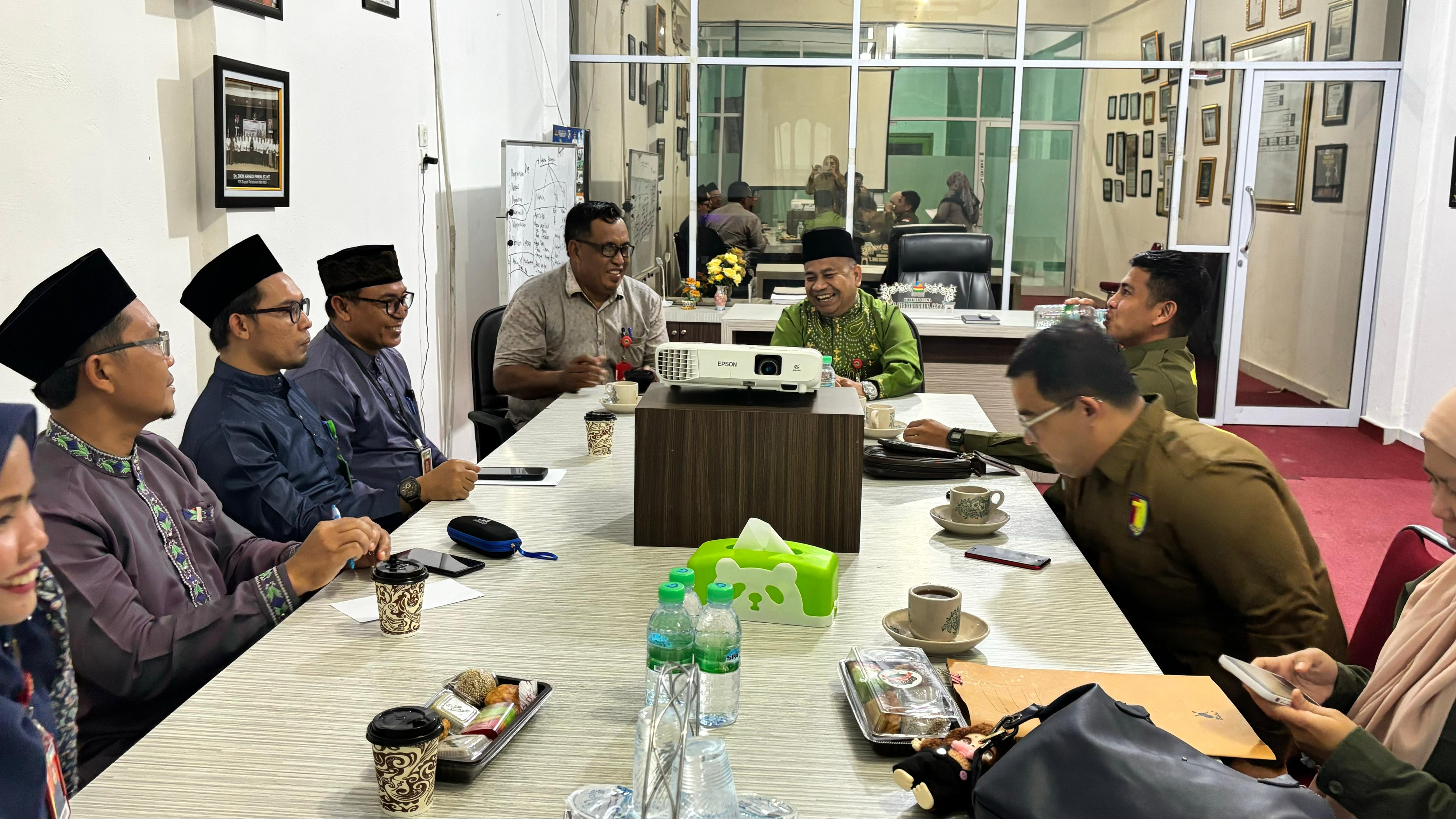 Kunjungan PT. Riau Petroleum Bentu ke Perusahaan Umum Daerah Tuah Sekata